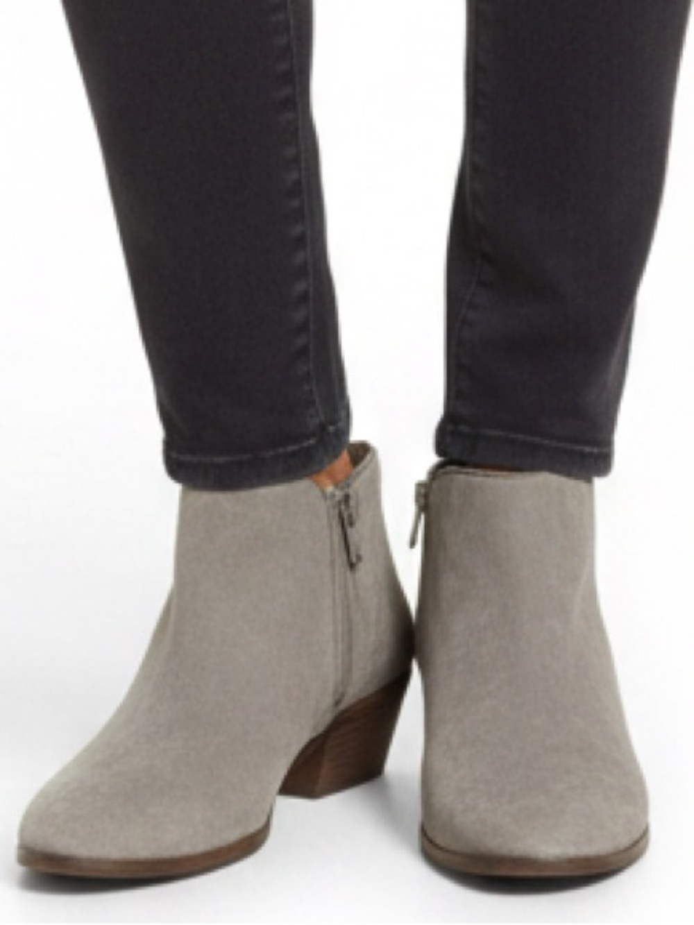 Sam Edelman "Petty" Ankle Bootie with Low Heel Size 9